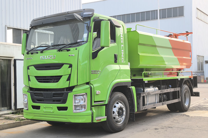 Xe bồn bơm phun kết hợp Isuzu RHD FVR