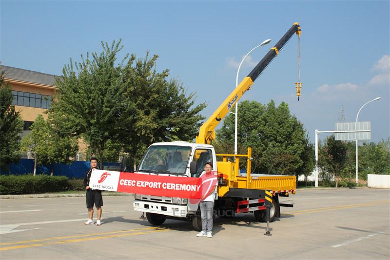 Grenada - Xe cẩu mini ISUZU tùy chỉnh được giao từ CEEC TRUCKS